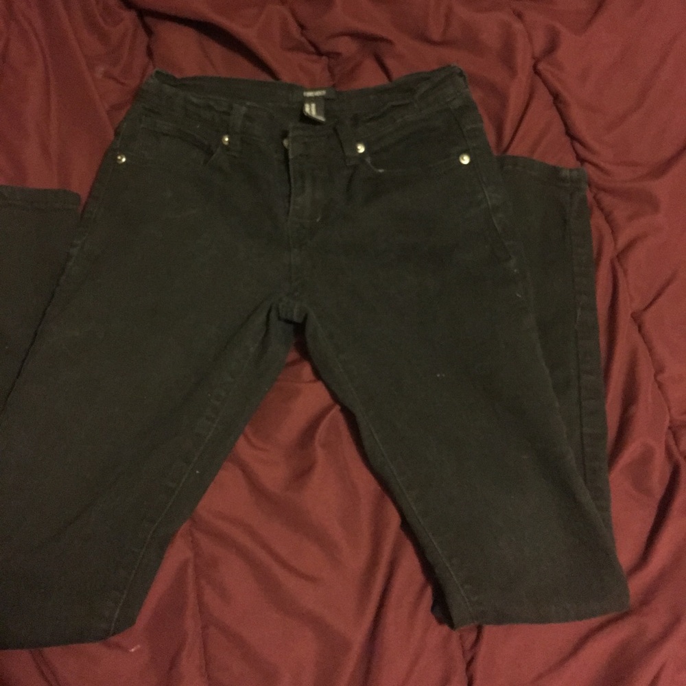 Forever 21 black skinny jeans size 24